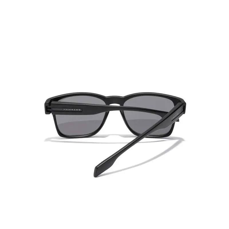 HAWKERS Gafas De Sol Para Hombres Y Mujeres POLARIZED CORE Black 6 HAWKERS Gafas De Sol Para Hombres Y Mujeres POLARIZED CORE Black - Imagen 4
