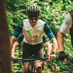 Maillot De Ciclismo Manga Corta Verano Hombre Atelcic CAERU E55 Blanco 10 Maillot De Ciclismo Manga Corta Verano Hombre Atelcic CAERU E55 Blanco -Regattas Tienda maillot de ciclismo manga corta verano hombre atelcic caeru e55 blanco 3