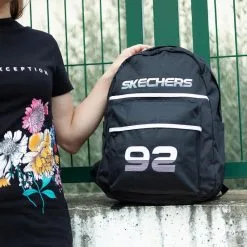 Mochila Senderismo SKECHERS 17,6L Downtown Color Negro -Regattas Tienda mochila senderismo skechers 176l downtown color negro 4